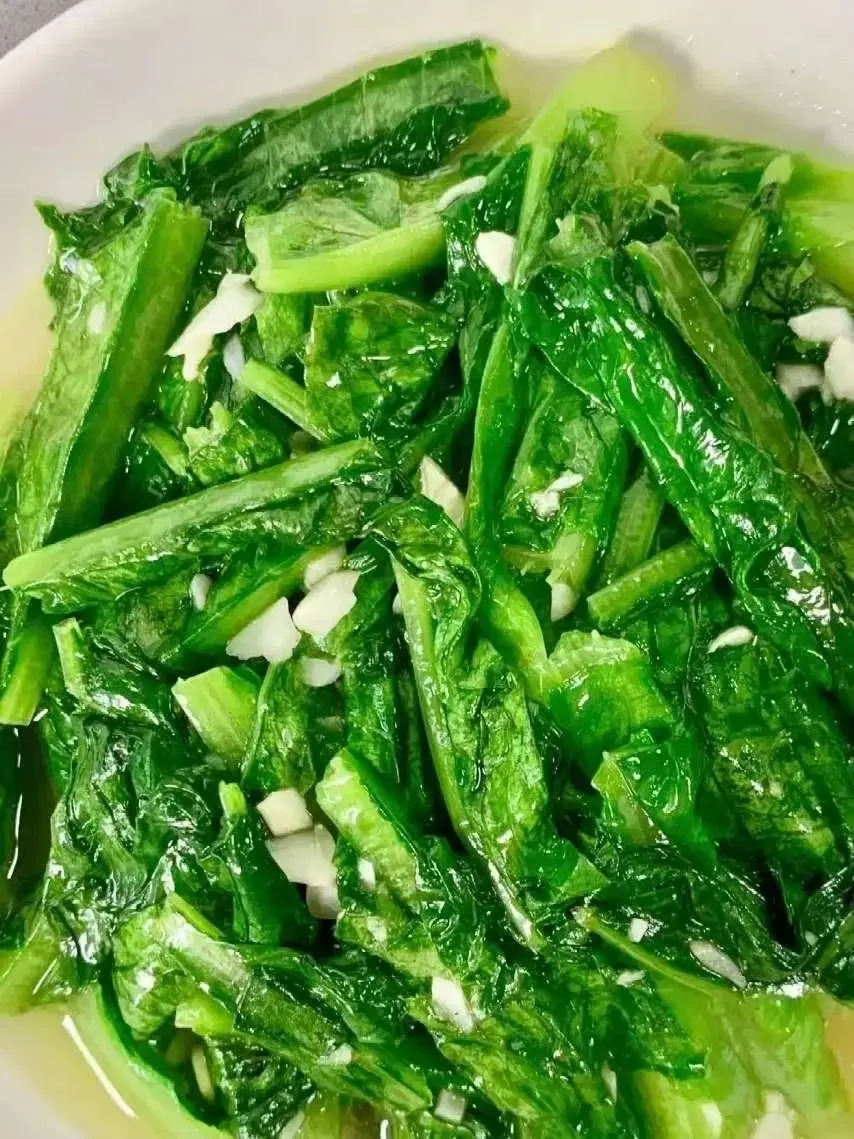 清炒油麦菜